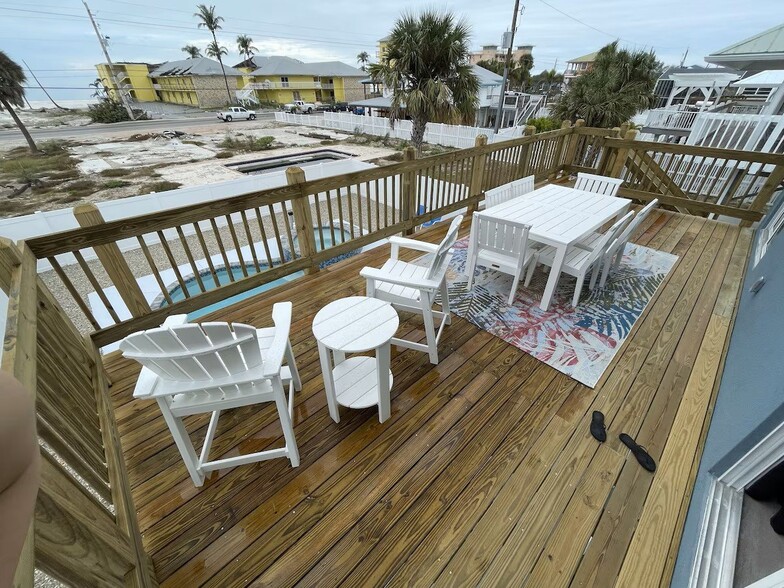 Building Photo - 5560 Palmetto St