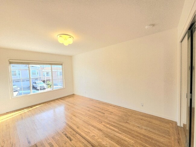 Building Photo - Lovely home in Daly City
