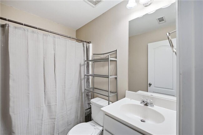 Building Photo - 211 Oconee River Cir