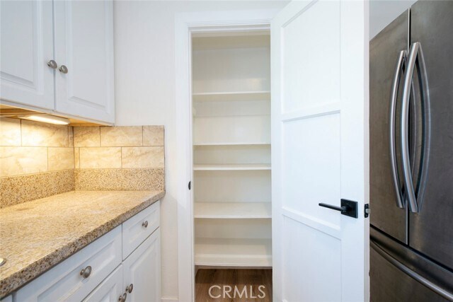 Building Photo - 7912 Vineland Ave