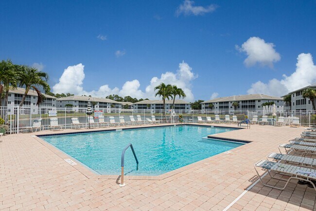 Building Photo - AVAILABLE NOW! Top-Floor Condo | Gated Community | Preserve Views | Water, Sewer & Cable Included