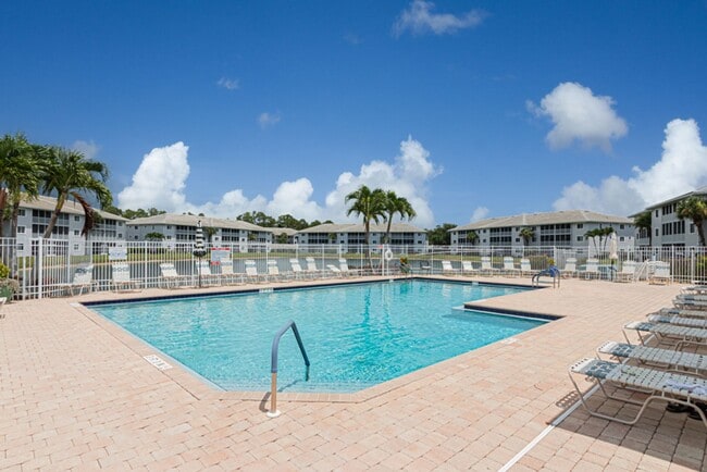 Building Photo - Peaceful Preserve-View Condo in Gated Blue Heron