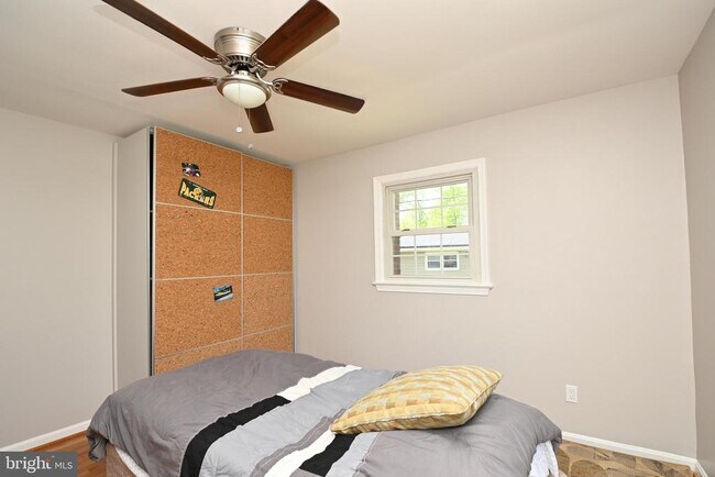 Building Photo - 10612 Anita Dr