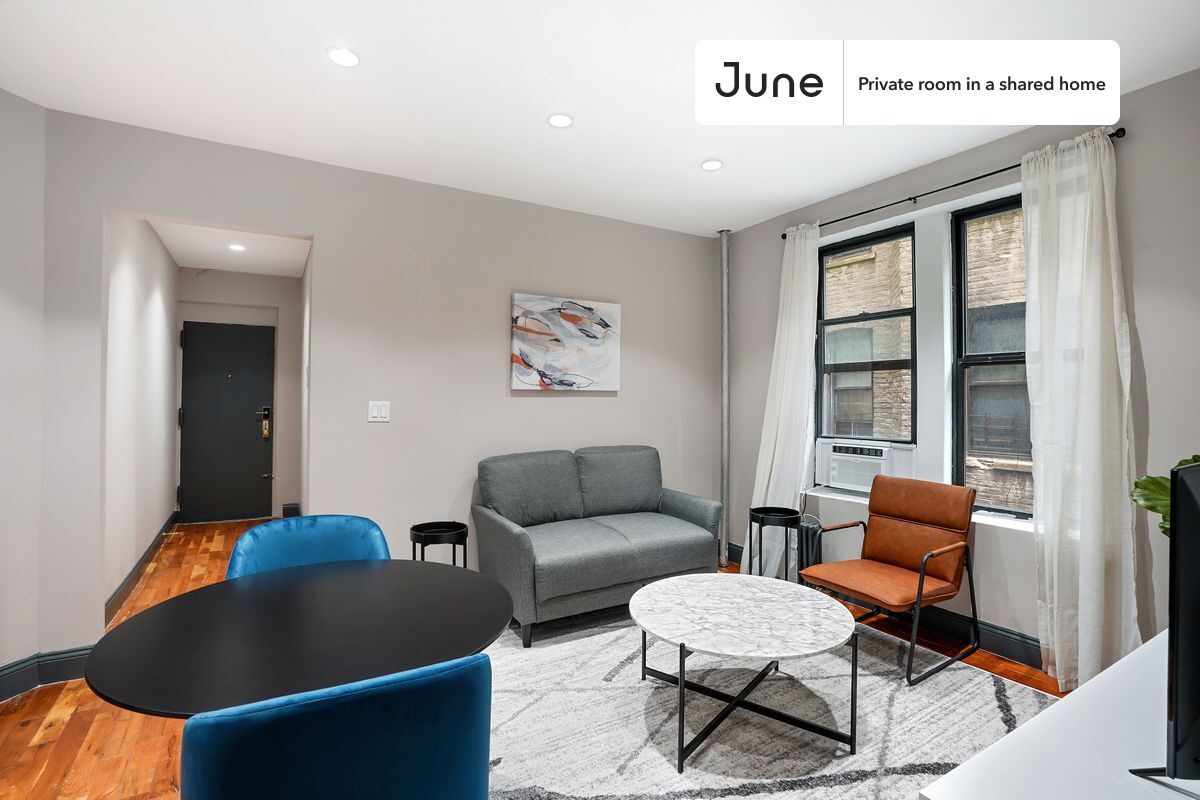 Building Photo - Room in Shared 2 bed/1 bath home