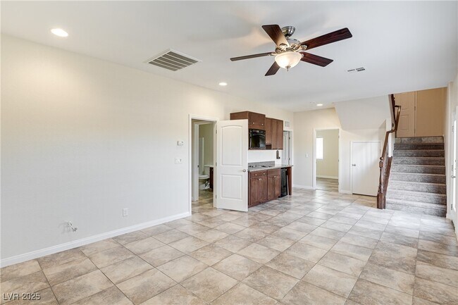 Building Photo - 10068 Emerald Edgewater Ct