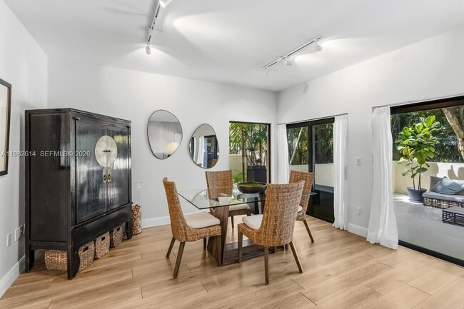 Building Photo - 2400 Brickell Ave