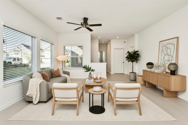 Building Photo - 623 Silver Pear Ct