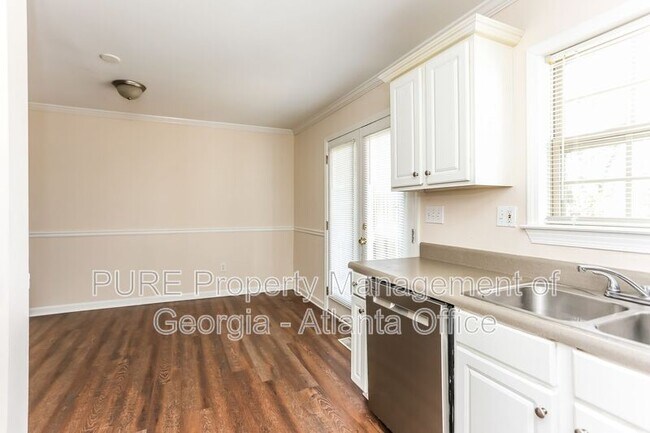 Building Photo - 1934 Ivy Glen Dr