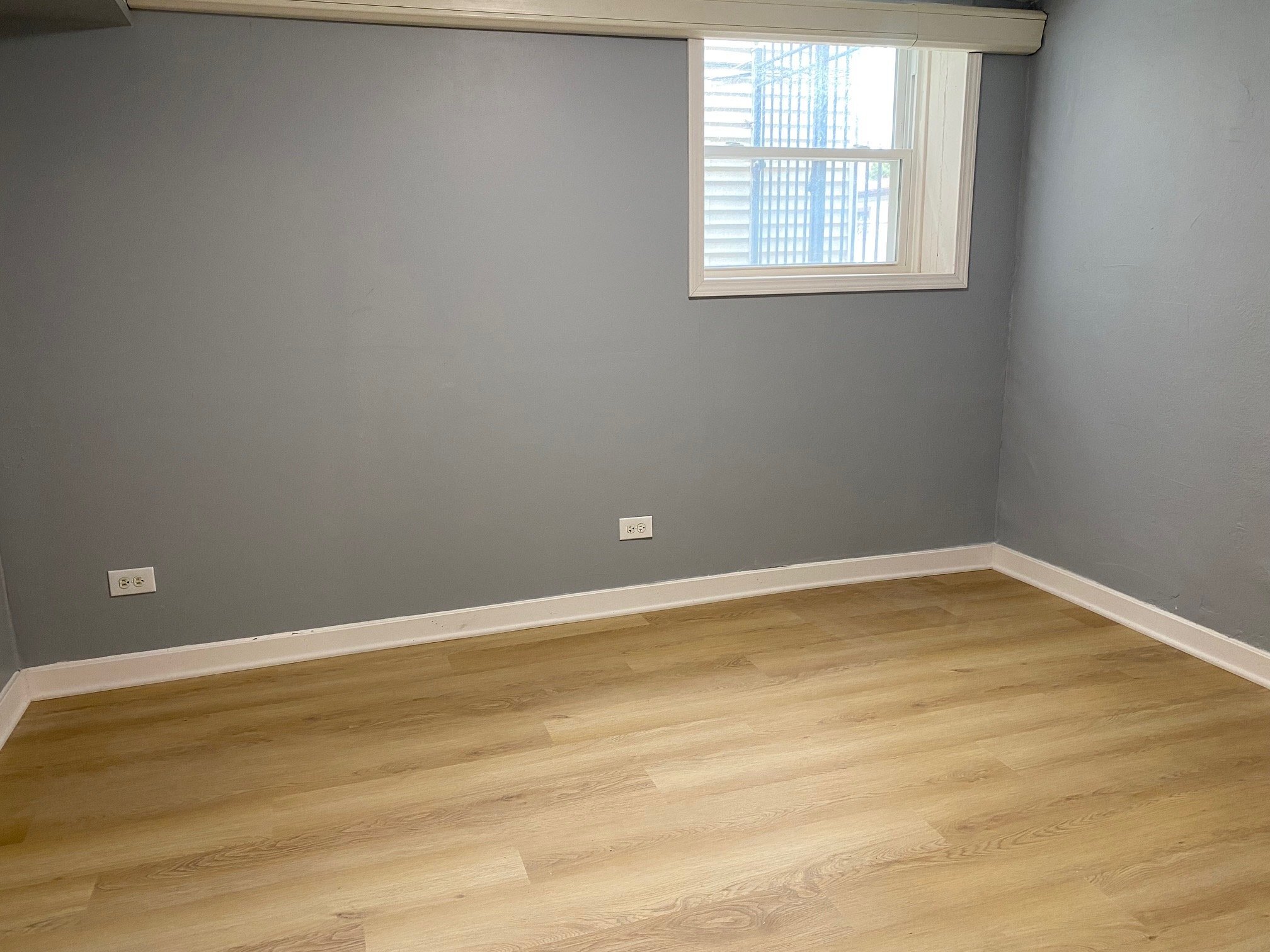 Building Photo - 3755 S Winchester Ave