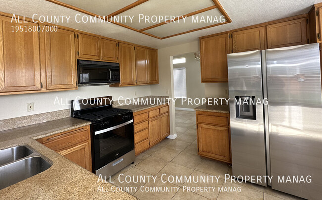 Building Photo - 39924 Osprey Rd