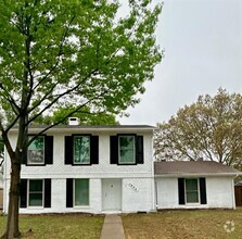 Building Photo - 1822 Chisolm Trail