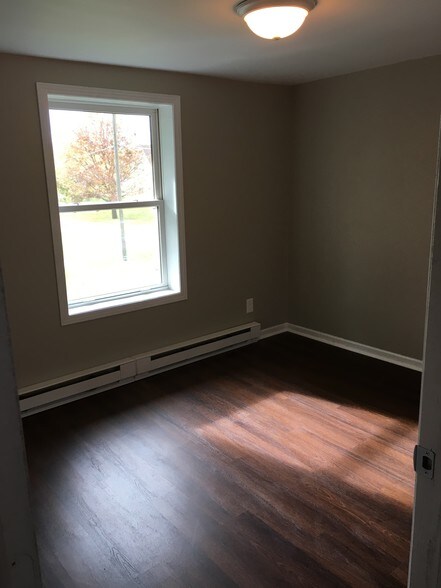 Building Photo - 223 N West St