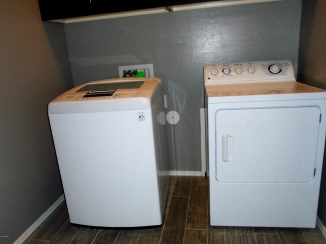 Building Photo - 12752 W Caraveo Pl