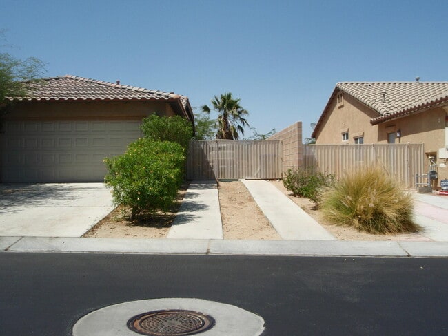 Building Photo - 1141 Oro Ridge