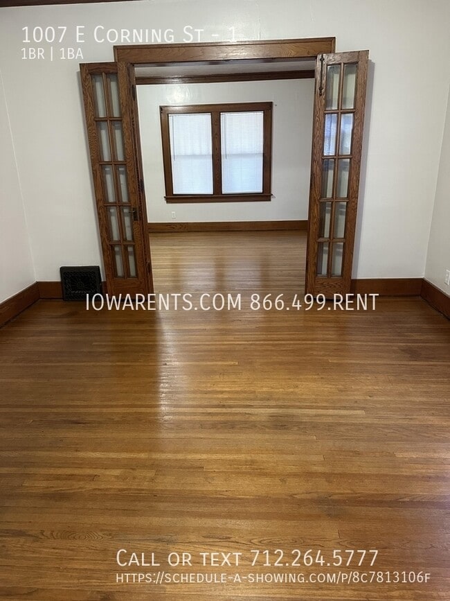 Building Photo - 1007 E Corning St