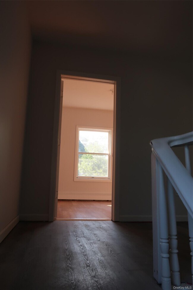 Building Photo - 9 Conklin Ln