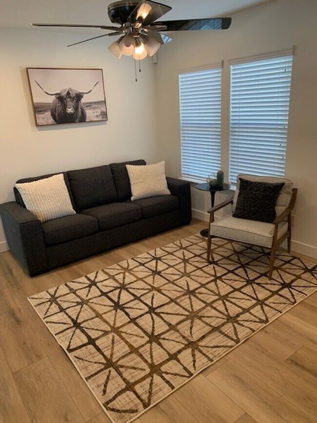 Building Photo - 16378 Arnold Ave