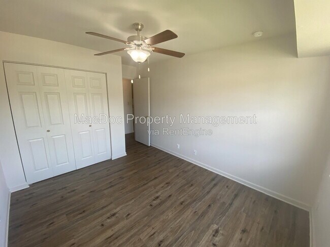 Building Photo - 100 Chesterfield Ln