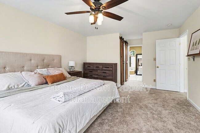 Building Photo - 7415 Sterling Dr