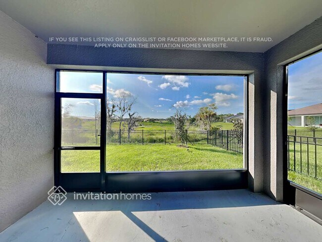 Building Photo - 14246 17 Ct E