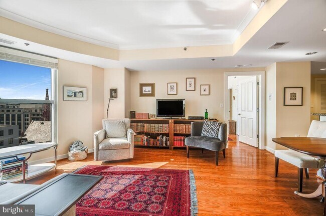 Building Photo - 777 7th St NW