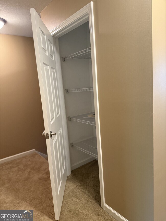 Building Photo - 235 Tower Commons Rd