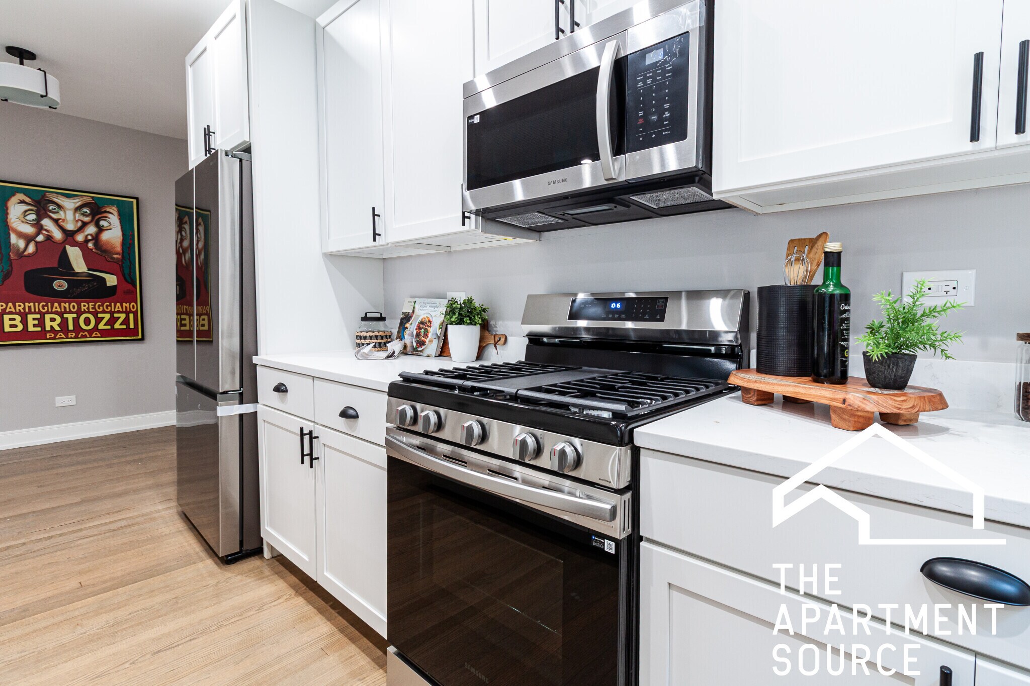 Building Photo - 2641 W Carmen Ave