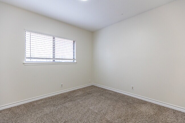 Building Photo - 9647 Barbwire