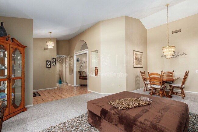 Building Photo - 14405 W Greystone Dr