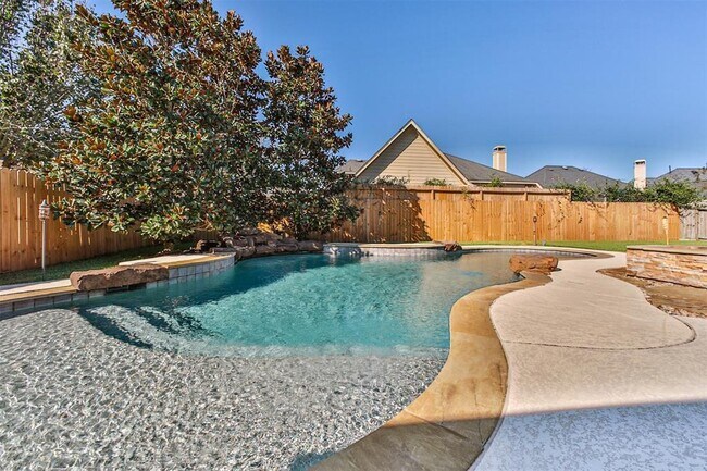 Building Photo - 2802 Kestrel Trace Ln