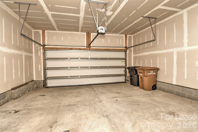 Building Photo - 1036 Easley St