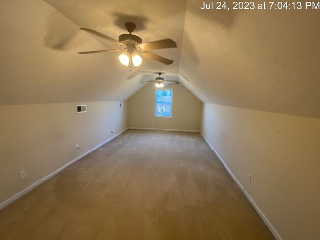 Building Photo - 413 Rushmore Ct