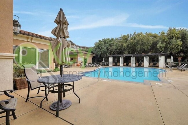 Building Photo - 4800 Westlake Pkwy