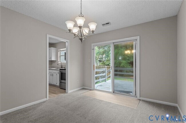Building Photo - 2613 Chancer Dr
