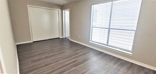 Building Photo - 2019 Place Rebecca Ln