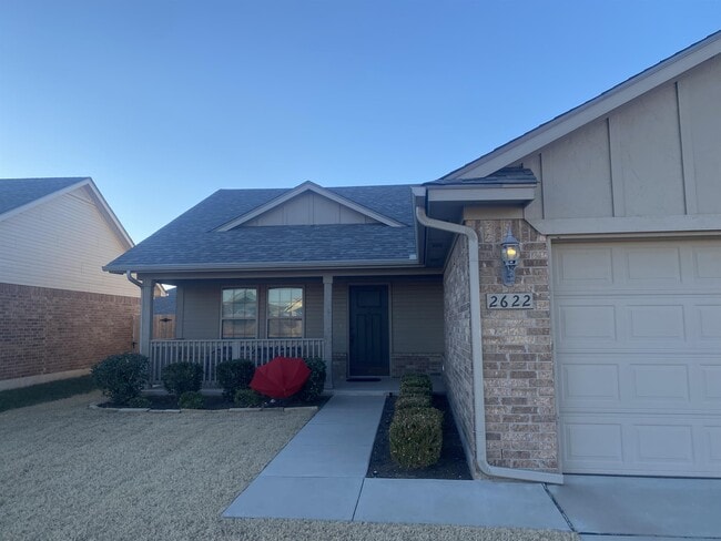 Building Photo - 2622 Trailwood Dr