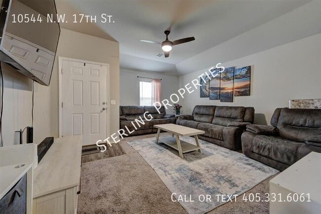 Building Photo - 10544 NW 17th St