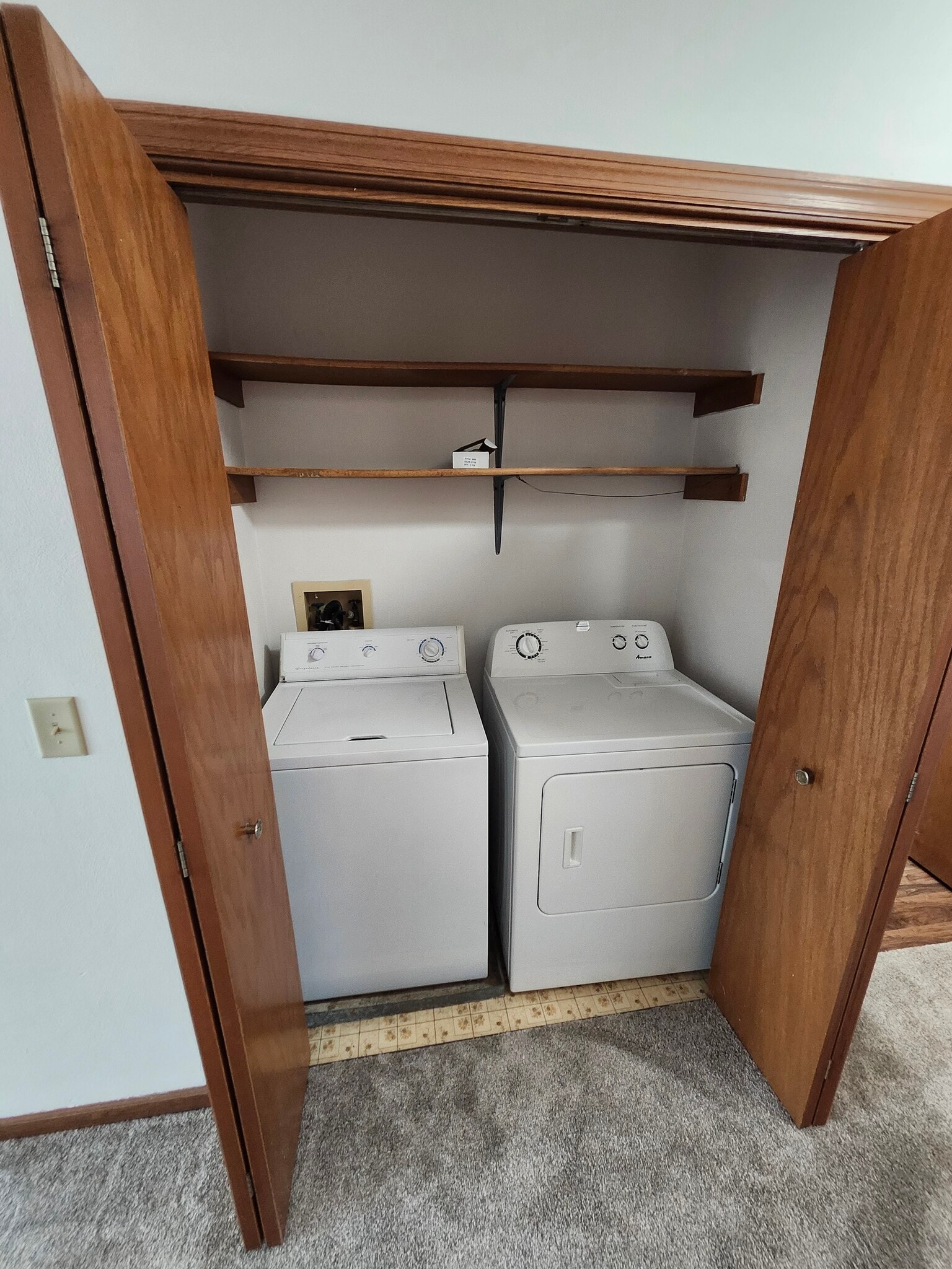 Building Photo - 4650 Hayes Rd