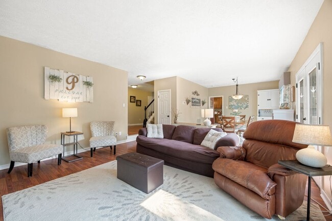 Building Photo - 3 Bedroom Home in Mechanicsville ***Availa...