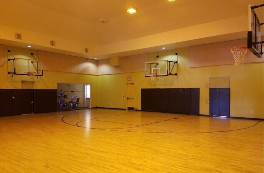 Building Photo - 4207 S Dale Mabry Hwy