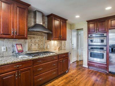 Building Photo - 4325 Grassmere Ln