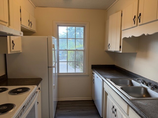 Building Photo - 6 Hallcox St