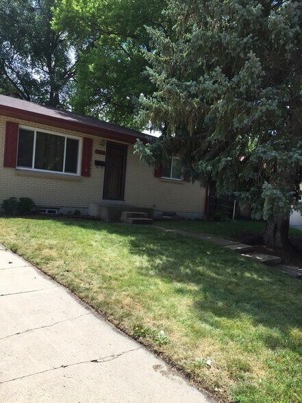 Building Photo - 6898 Newman Street