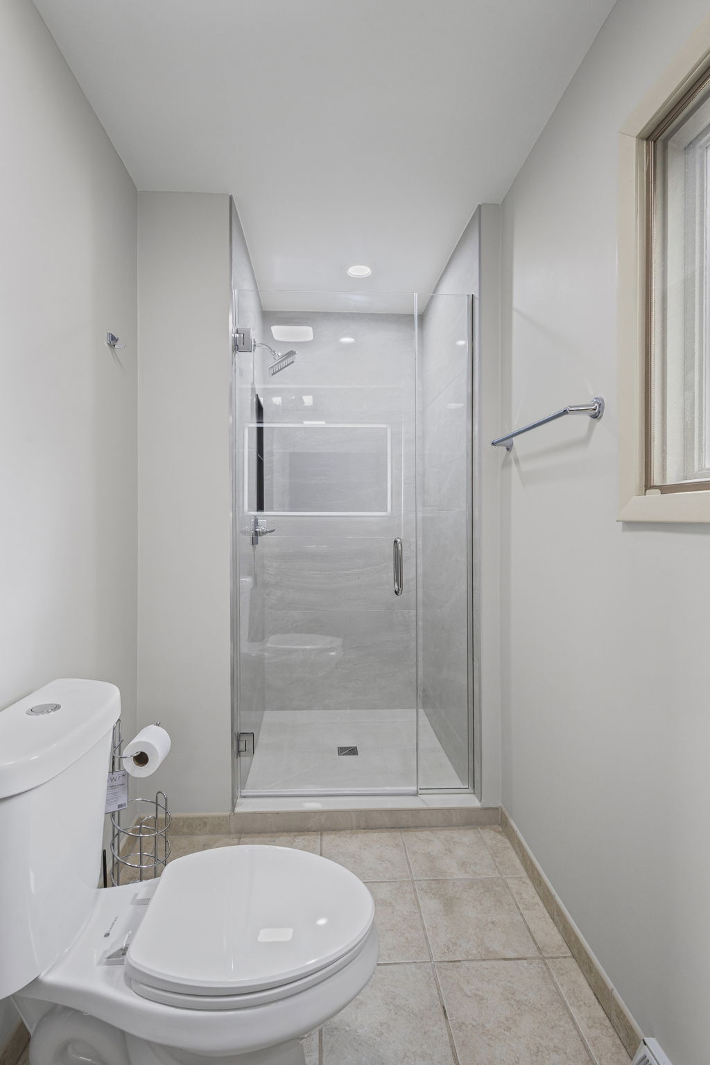 Building Photo - 2712 2nd Private Rd