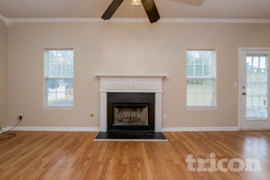 Building Photo - 6945 Pompas Ct