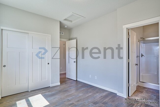 Building Photo - 31028 NW Turel Dr