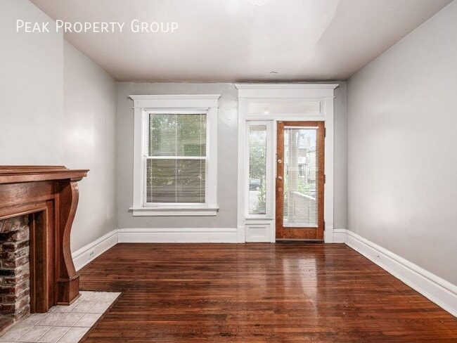 Building Photo - 1502 Summit St