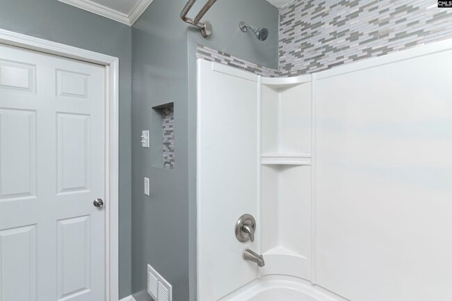 Building Photo - 1108 Rutland Ave