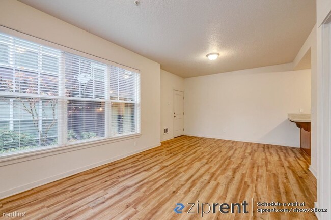 Building Photo - 1 br, 1 bath Condo - 11263 SE Causey Cir, ...