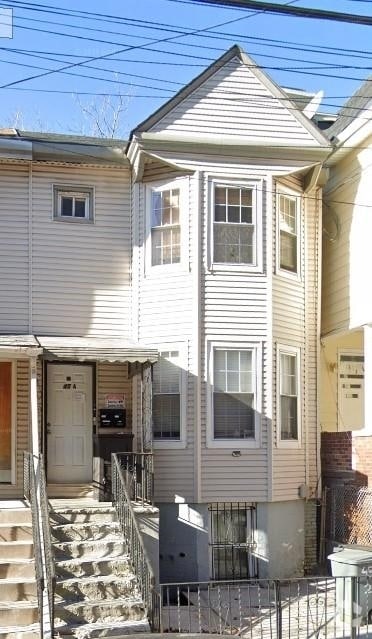 Building Photo - 45A Van Reypen St